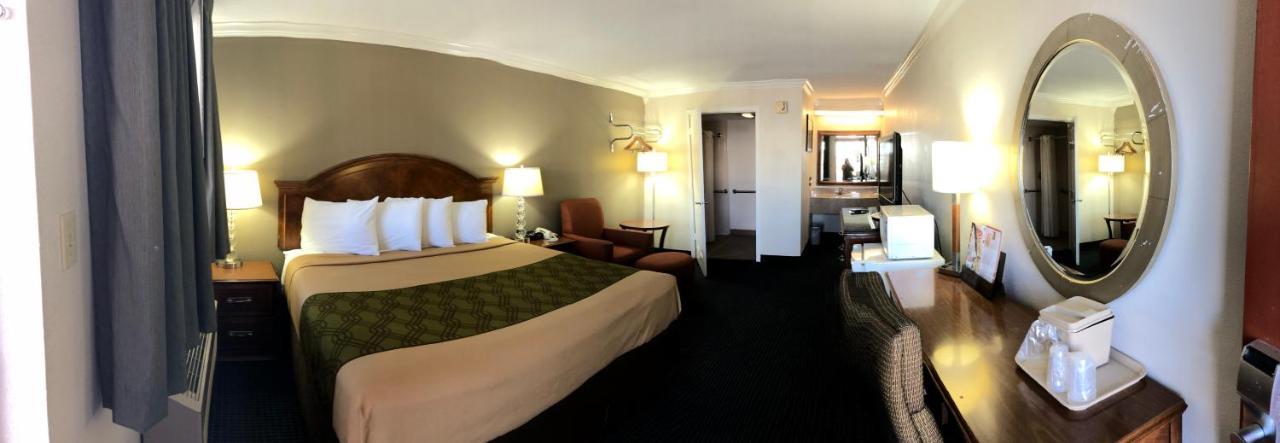 University Inn & Suites San Antonio Esterno foto