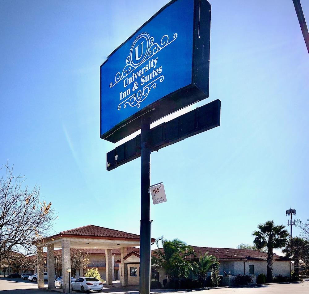 University Inn & Suites San Antonio Esterno foto